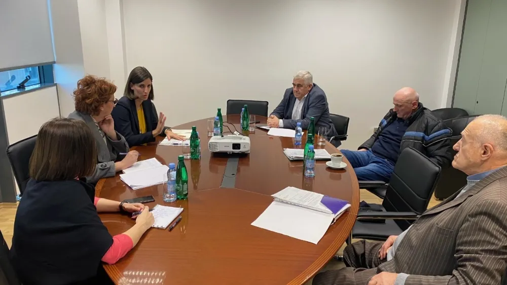 Влада упозната са проблемима бивших радника &ldquo;Кошуте&rdquo; и &ldquo;Обода&rdquo;: Проблеми се не могу ријешити за годину дана