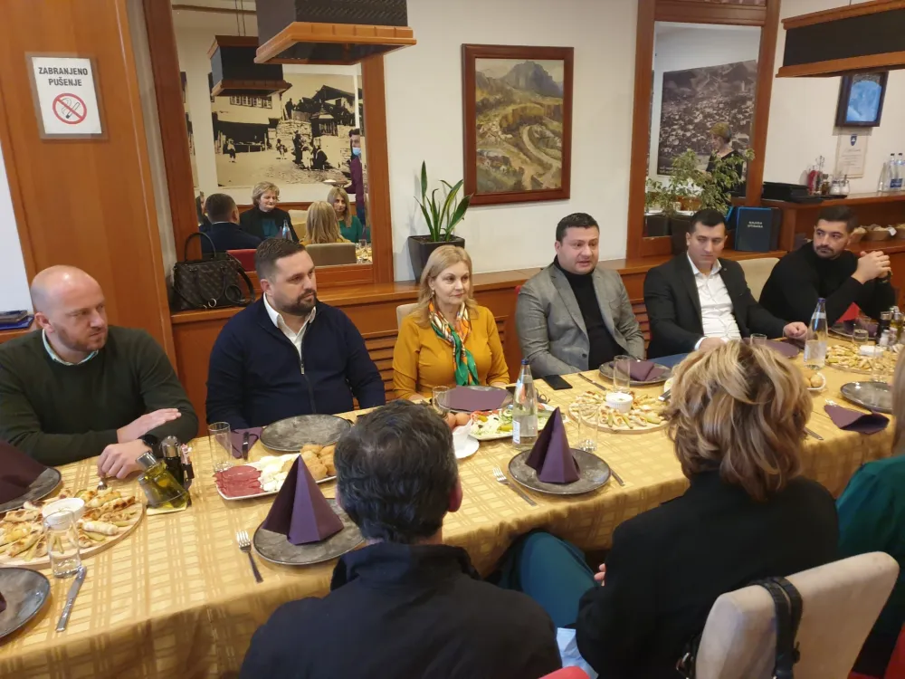 Састанак руководства Општине и НВО у Бијелом Пољу: Има проблема, али и примјера добре праксе