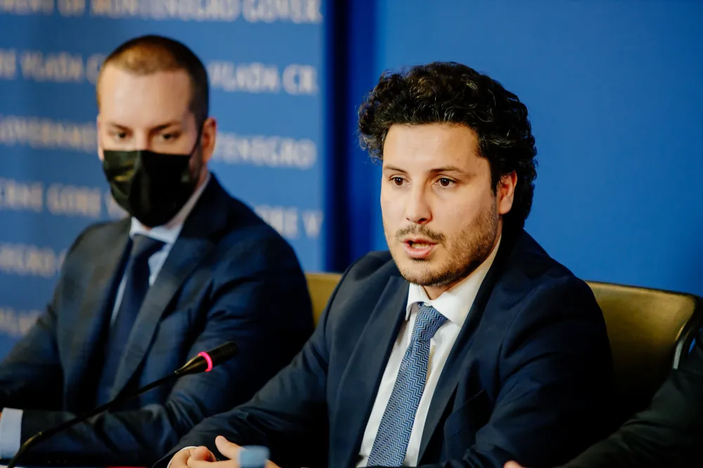 Кабинет Абазовића: Видјећемо чији се патриотизам крије у Швајцарској