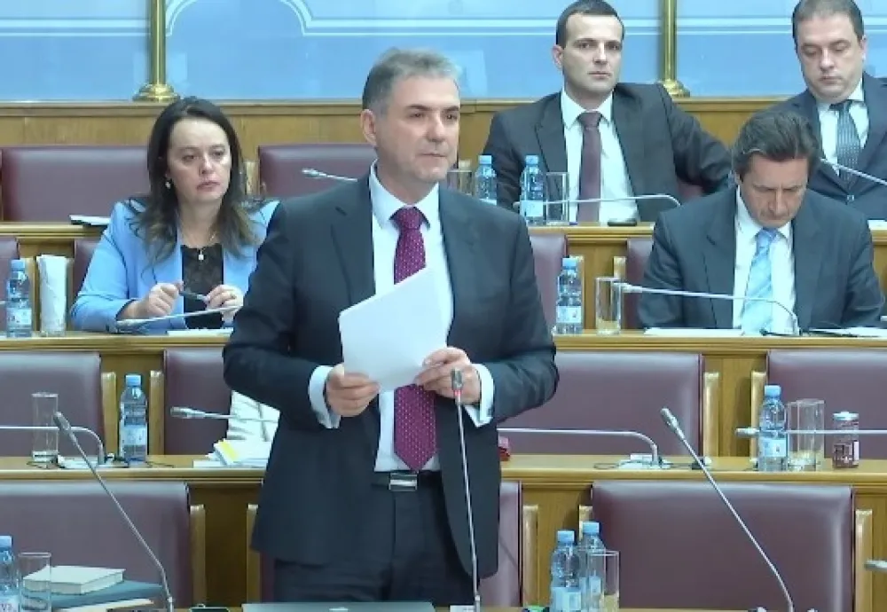 Ивановића одговорио министру Стијовићу: Ви не бисте могли ни да скочите на моју хаубу