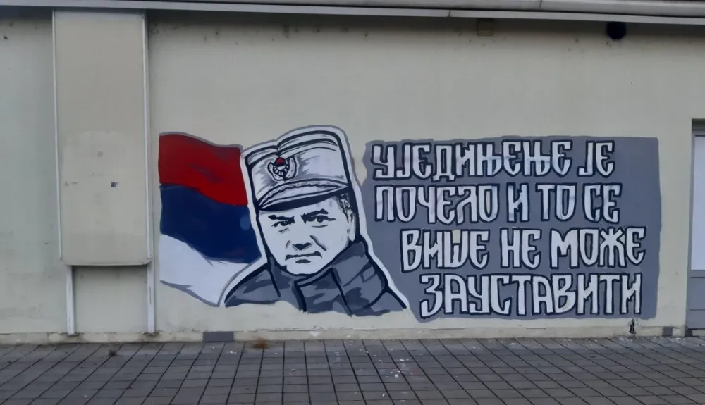 У центру Бања Луке освануо мурал Младићу: "Уједињење је почело и то се више не може зауставити"
