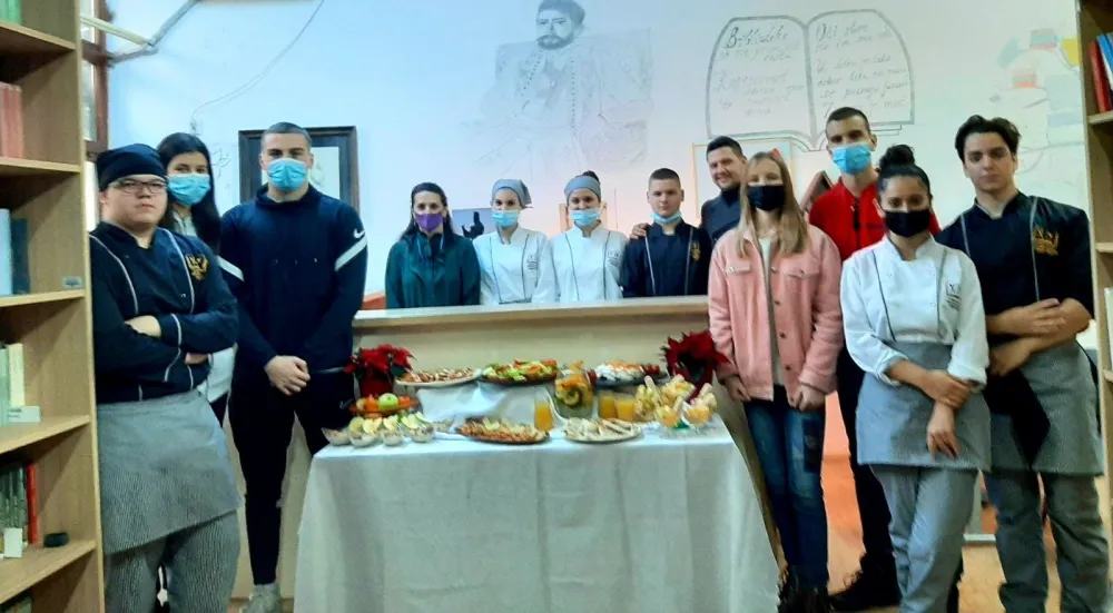 Двије школе подстичу здраву исхрану