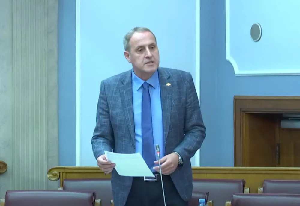 Либерали: Скупштина да расправља о Закону о забрани фашистичких организација и симбола
