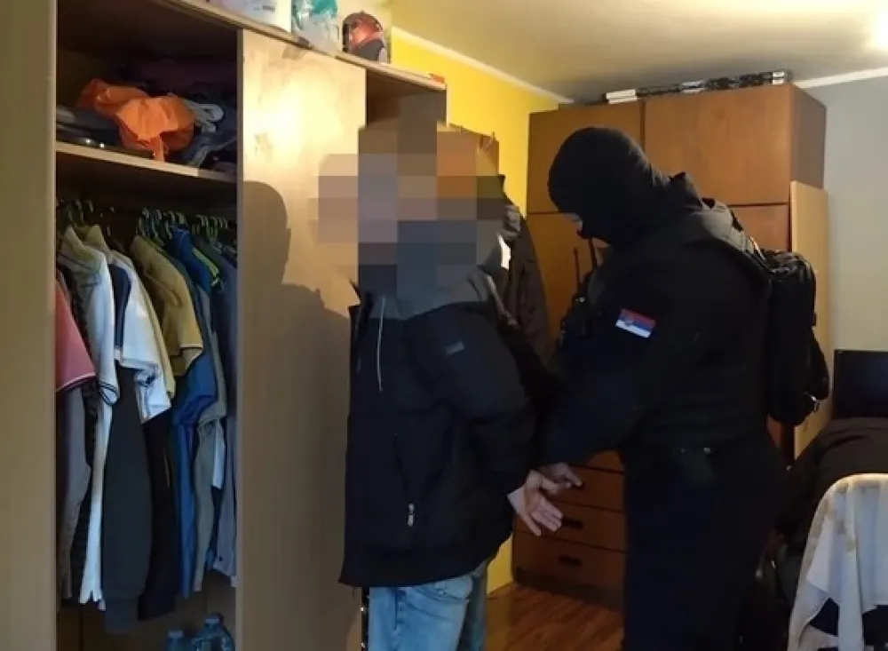 Србија: У великој акцији ухапшено 11 педофила