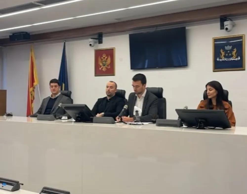 ДФ Будва позвао коалиционе партнере да одблокирају рад СО и изгласају буџет