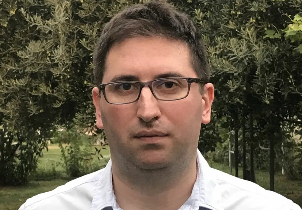 Поповић: Смјена Кљајевић нема везе с политиком, ставови су јој трагикомични