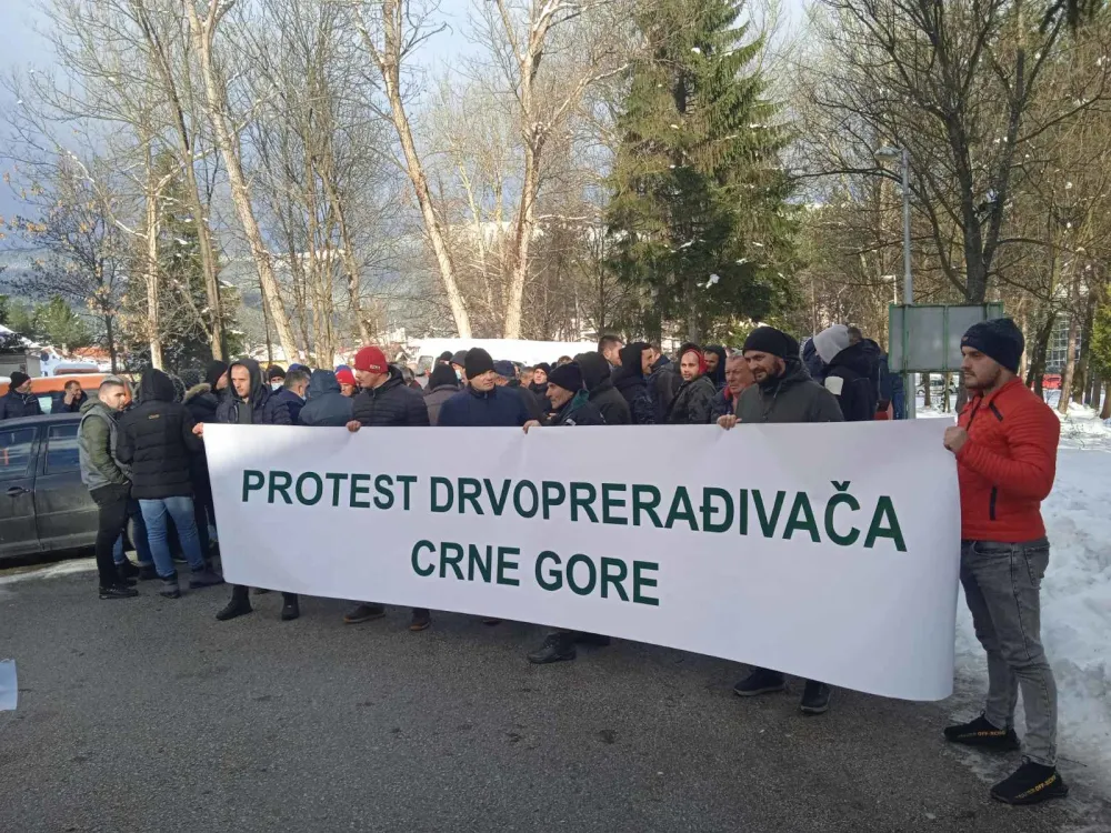 Протест дрвопрерађивача: Тражимо да се донесу правилници о формирању цијена