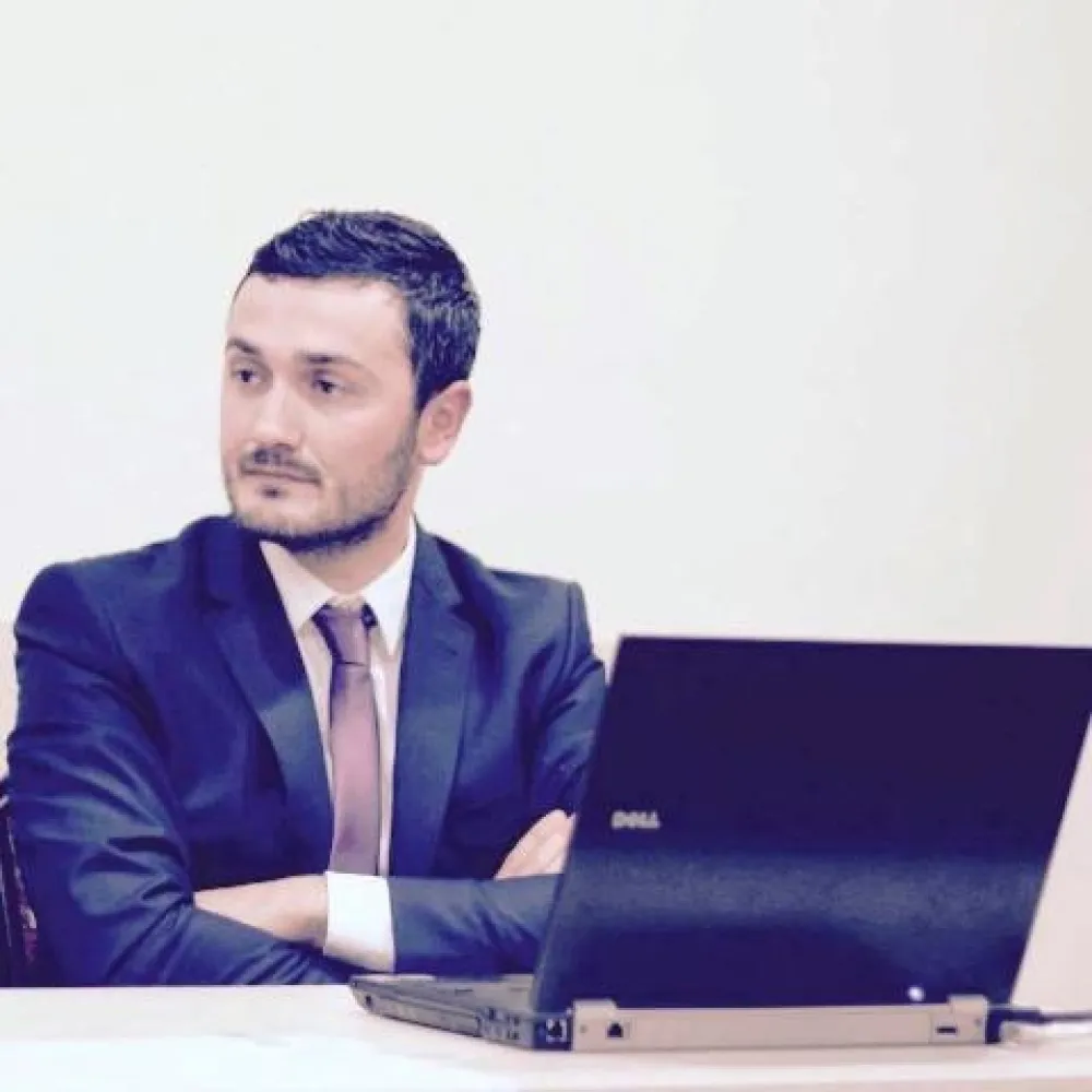 Харасани: Казао сам да УРА ради на три модела владе, а не да птави мањинску