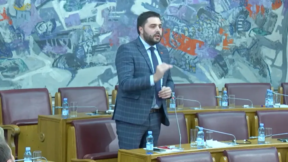 Мартиновић: Сваки дил са ДПС-ом издаја епских размјера