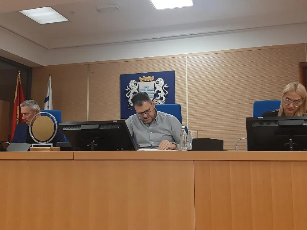 За директоре Агенције за становање и Комуналних услуга предложени Владимир Томовић и Весна Поповић