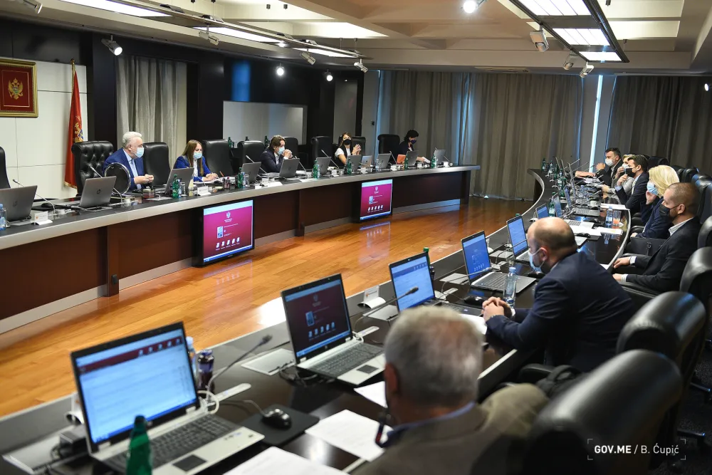 Највише за СПЦ: Влада издвојила 543 хиљаде еура за вјерске заједнице