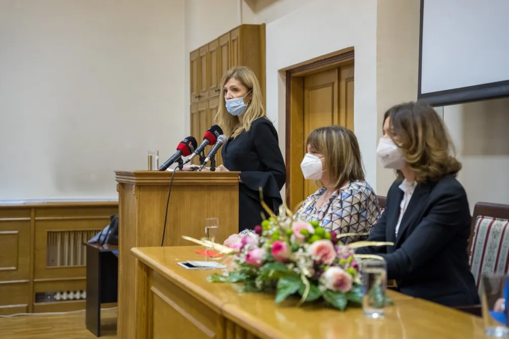 Церовић: Награда за све љекаре из ковид зоне