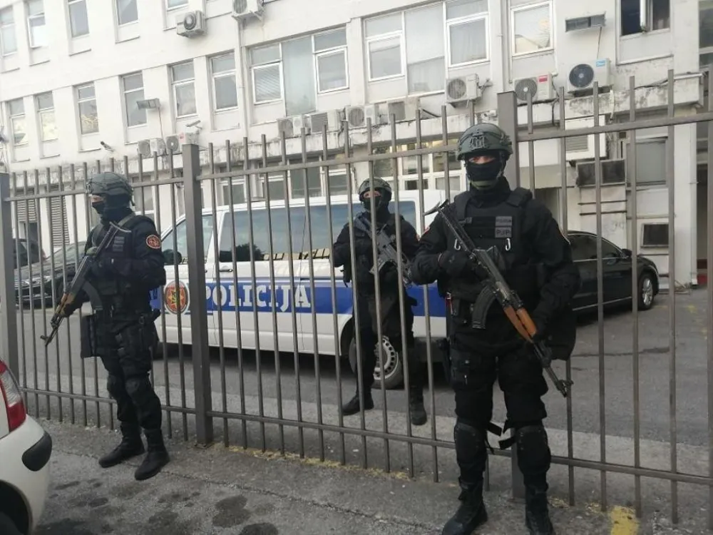 Криминал на кољенима: Вође кланова иза решетака, пало пет тона дроге, спријечено више ликвидација