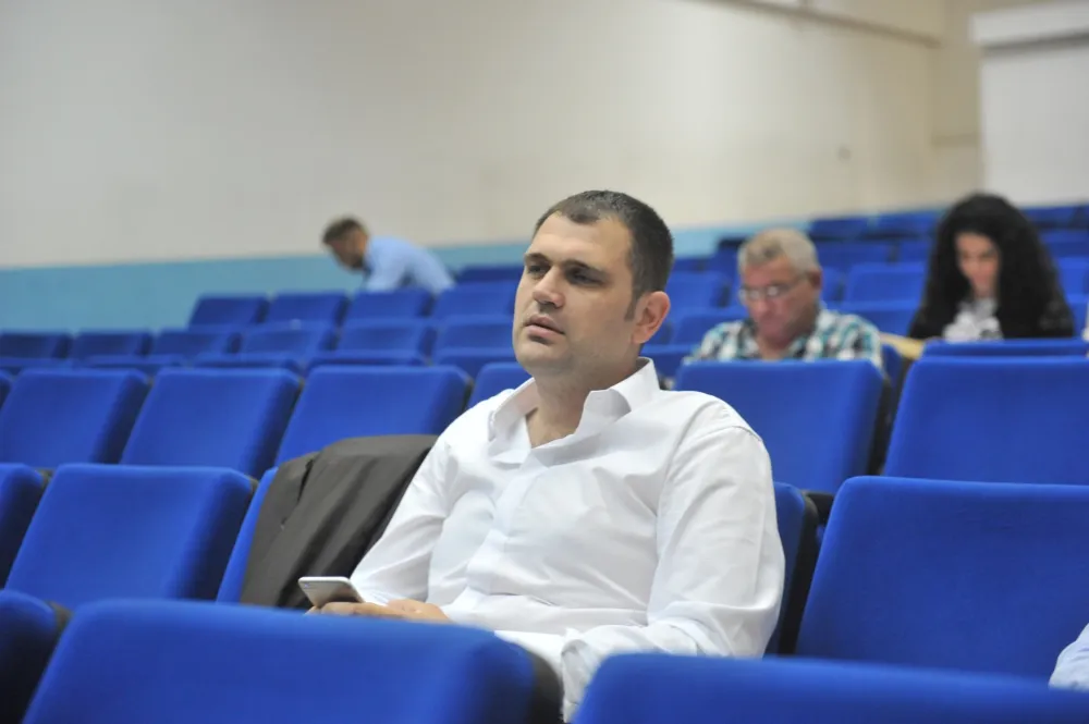 Анђушић критикује Владу: Националистички непотизам заробио институције система