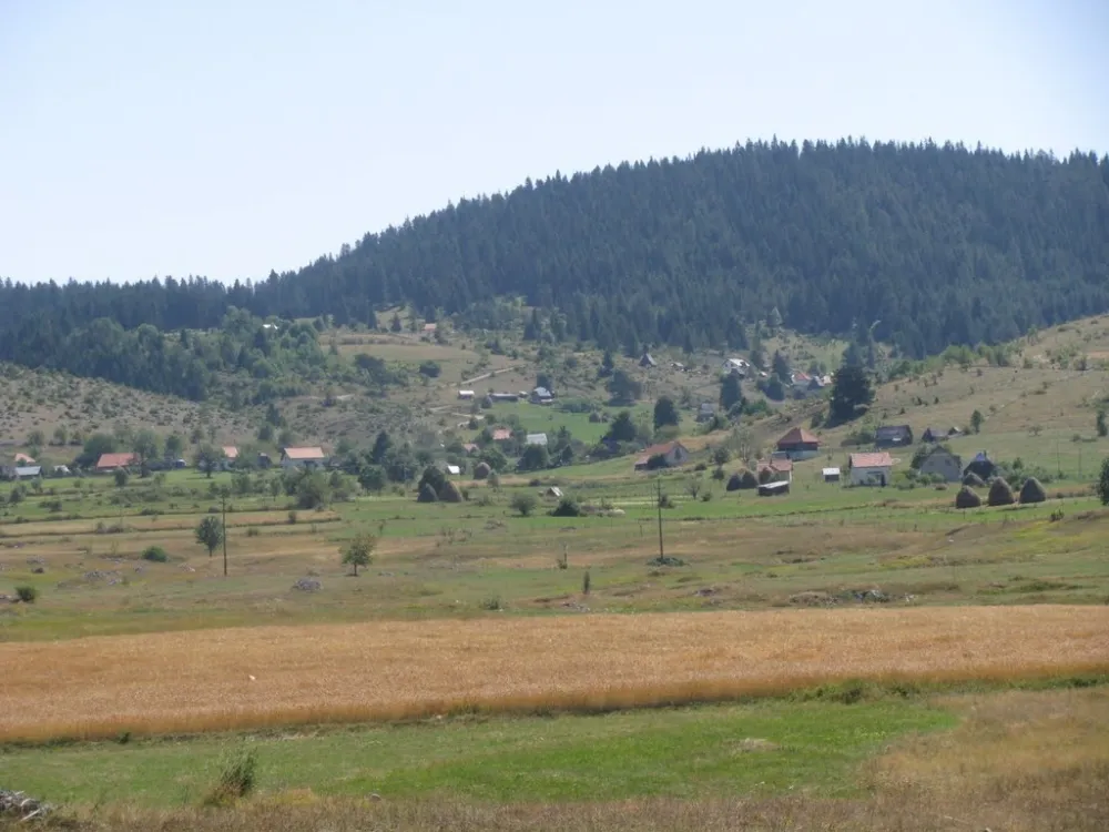 Становници Матаруга покренули петицију против отварања рудничког копа