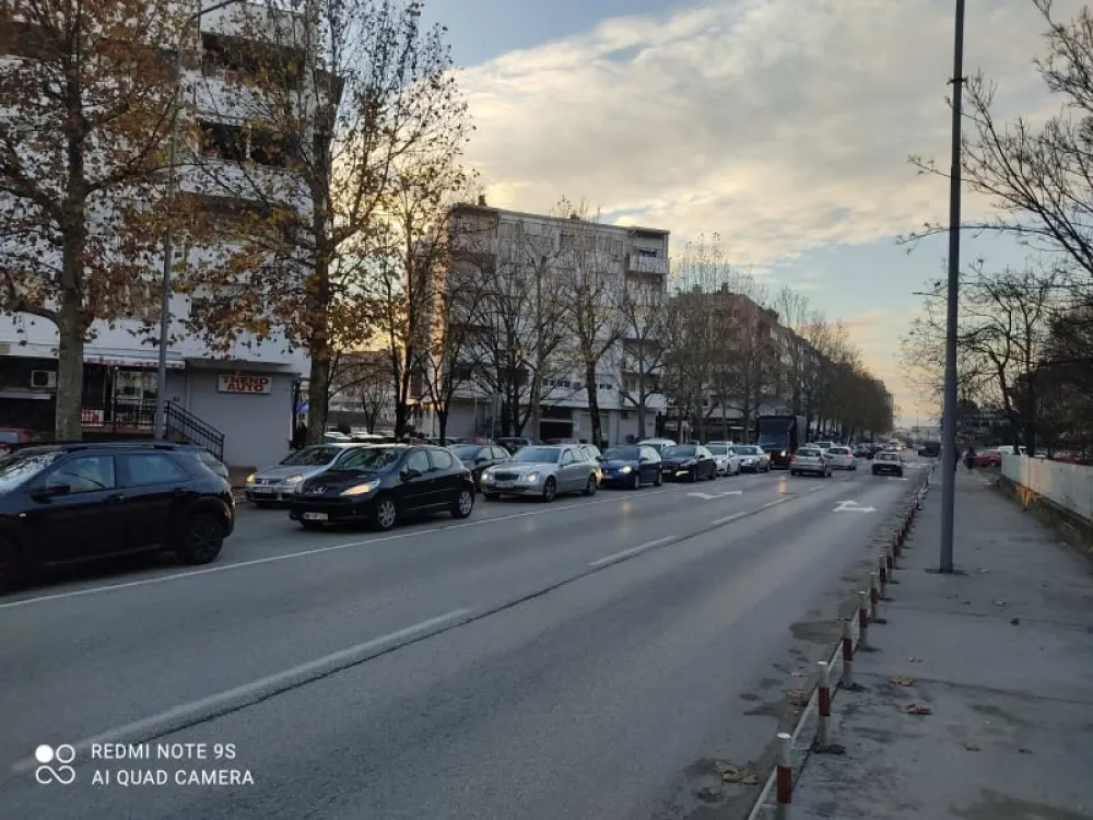 (ВИДЕО) У Подгорици и данас гужве у саобраћају