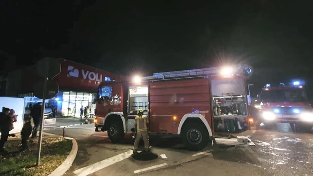 Пожар у објекту &ldquo;Воли&rdquo; на Радановићима, горјела кухиња