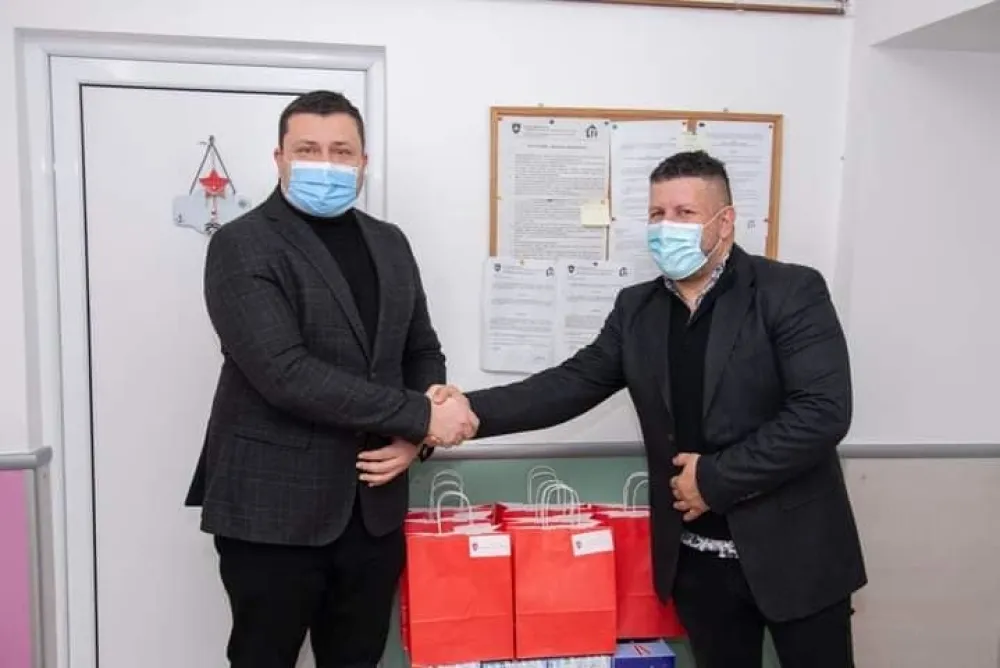 Пакетићи за дјецу у Малој групној заједници: Осмијех на лицима корисника