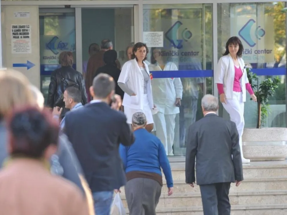 Обећање испуњено: Здравственим радницима повећање плата од 1. јануара