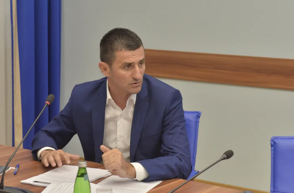 Зоговић: Абазовић инсистира да су ДФ и ДПС исто, надам се да није као Дарко Пајовић