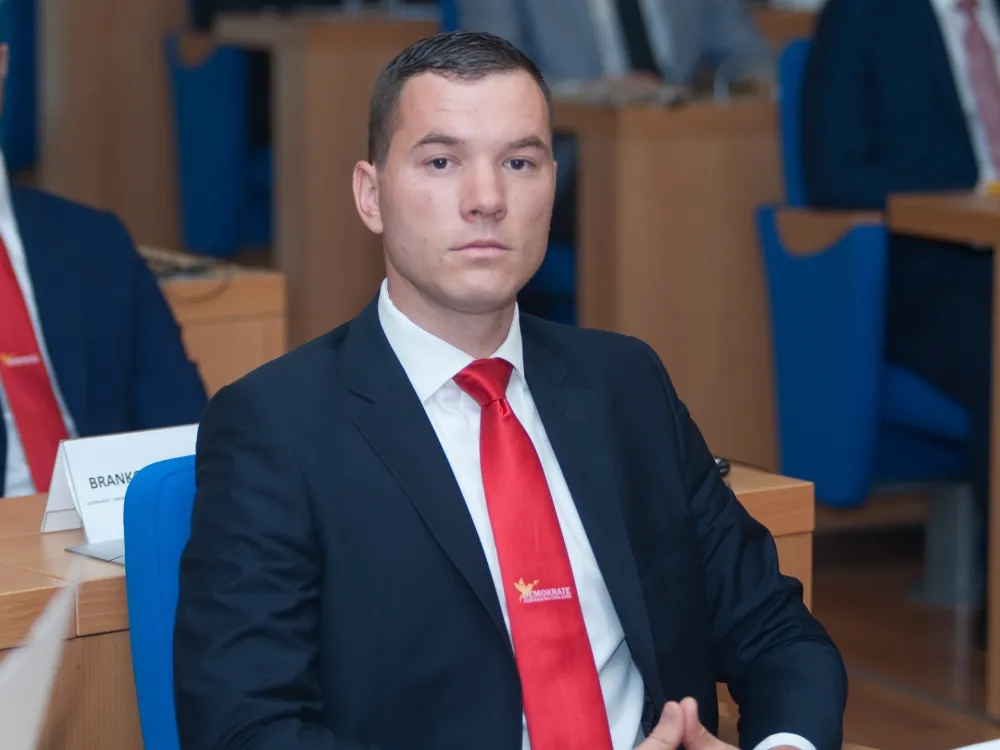 Крстовић: Главни град Градско позориште гради шест година