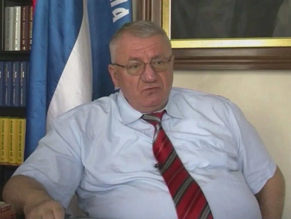 Шешељ изнио мизогине увреде: Цетињанке се ку..... са Италијанима