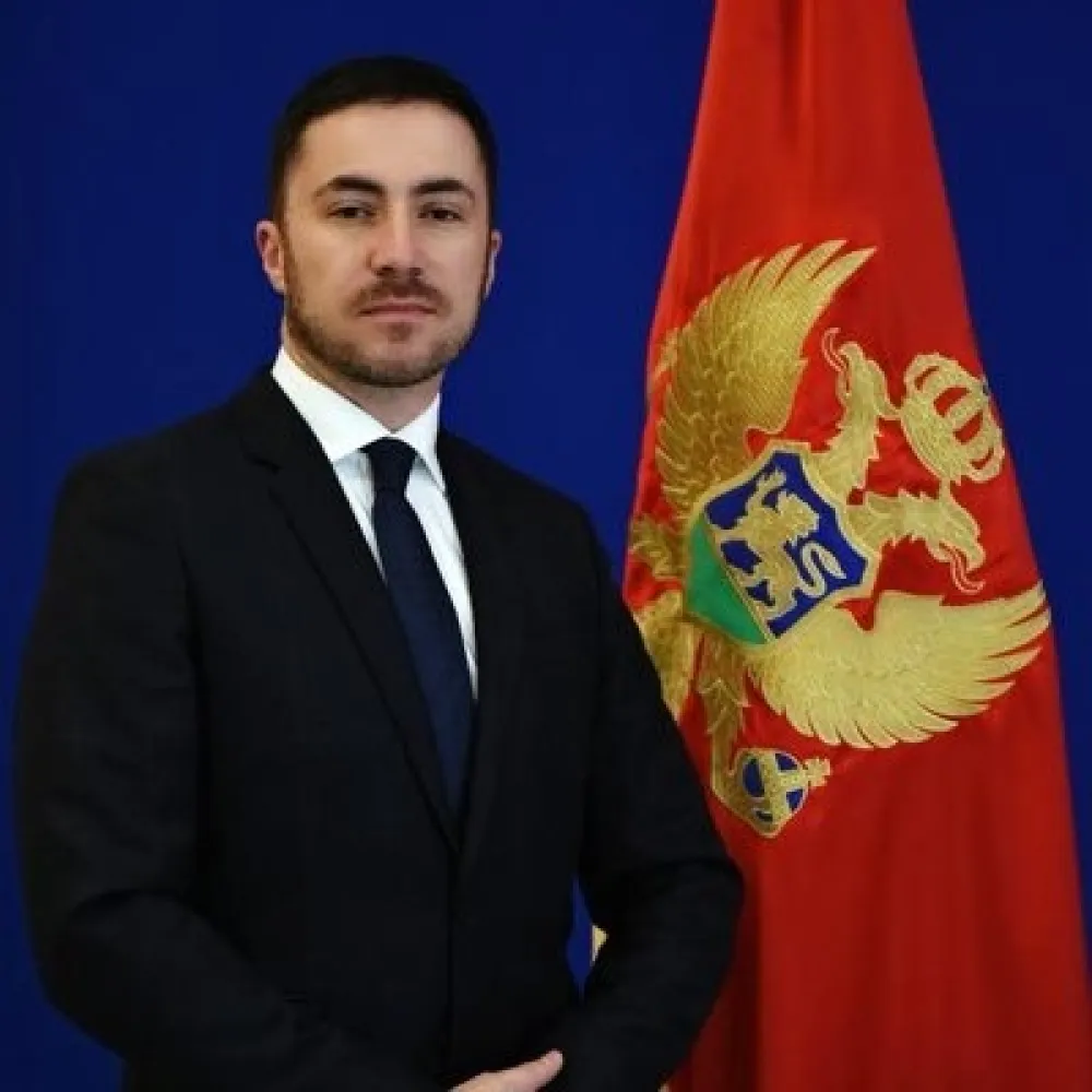 Богдановић: Попови на Универзитету, мизогинија постала свакодневица