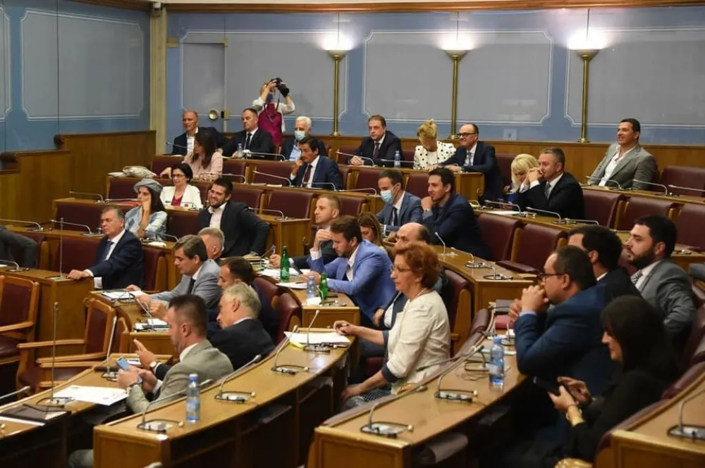 Демократе: Кривичним закоником пооштрене мјере за сва кривична дjела против полних слобода