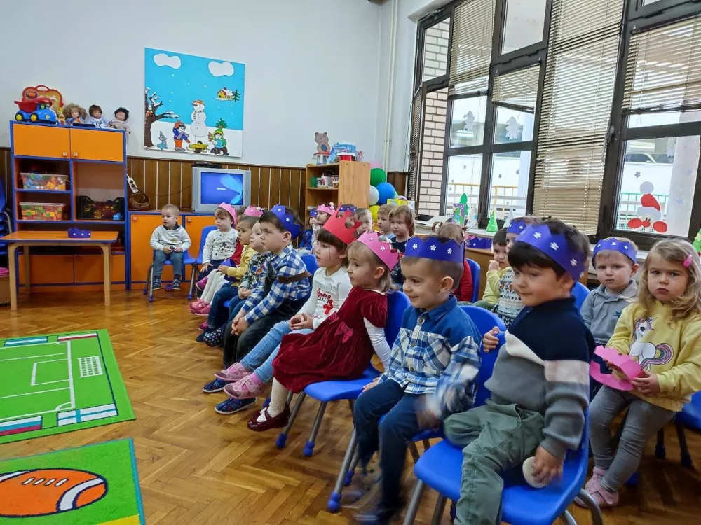 Представа у вртићу "Љубица Поповић": Ширење љубави