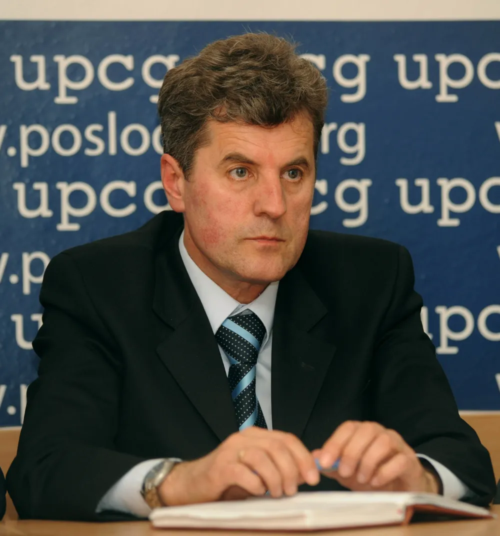Кековић: Влада да лимитира цијене горива