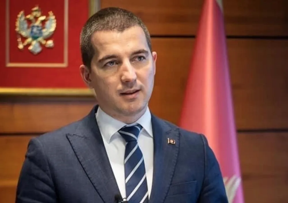 Бечић сазвао три ванредне сjеднице парламента
