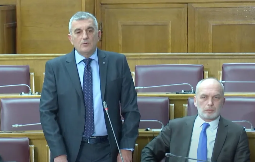 Бојанић ће сјутра положити вијенац на спомен обиљежју страдалима на Биочу