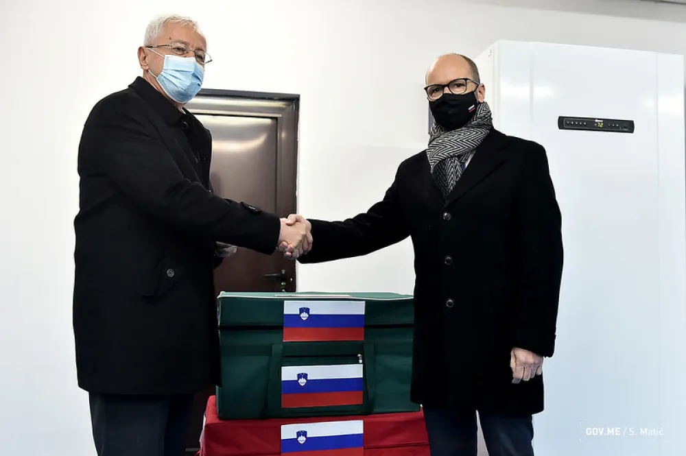 Чађеновић: Словениjа донирала Црноj Гори 42 хиљаде доза Модерна вакцина против ковид-19
