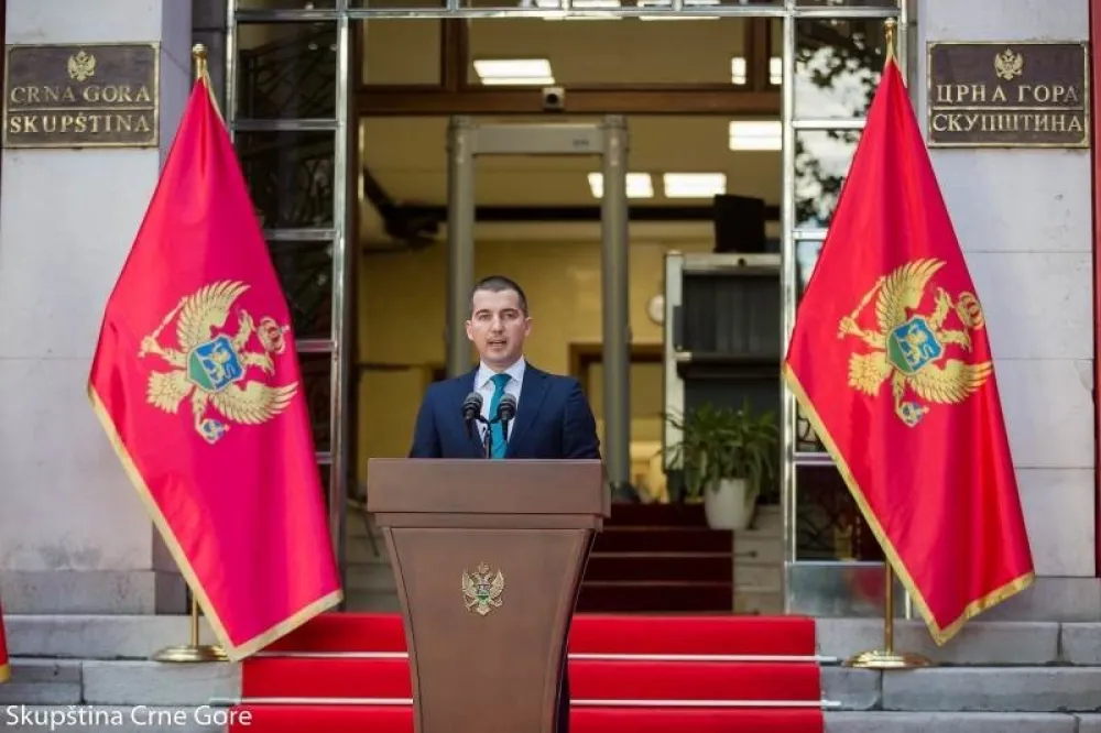 Бечић: Обећао сам да ћемо се издићи из подјела које нам је наметнуо бивши режим