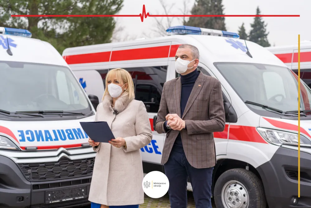 Завод за хитну медицинску помоћ добио 12 санитетских возила, вриједних око 521.000 еура