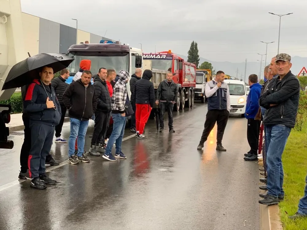 Најавили радикалније протесте