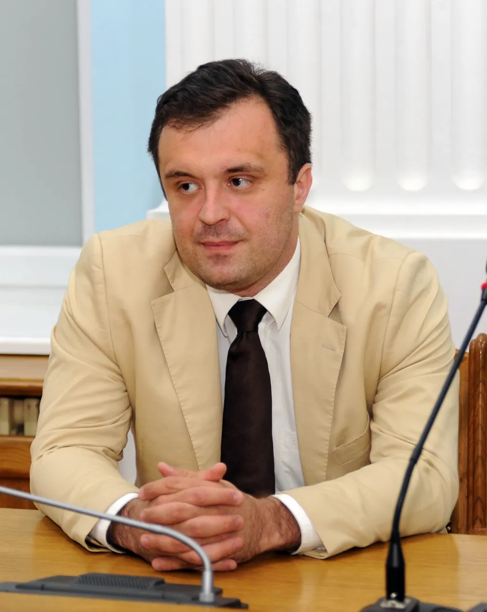 Златко Вујовић