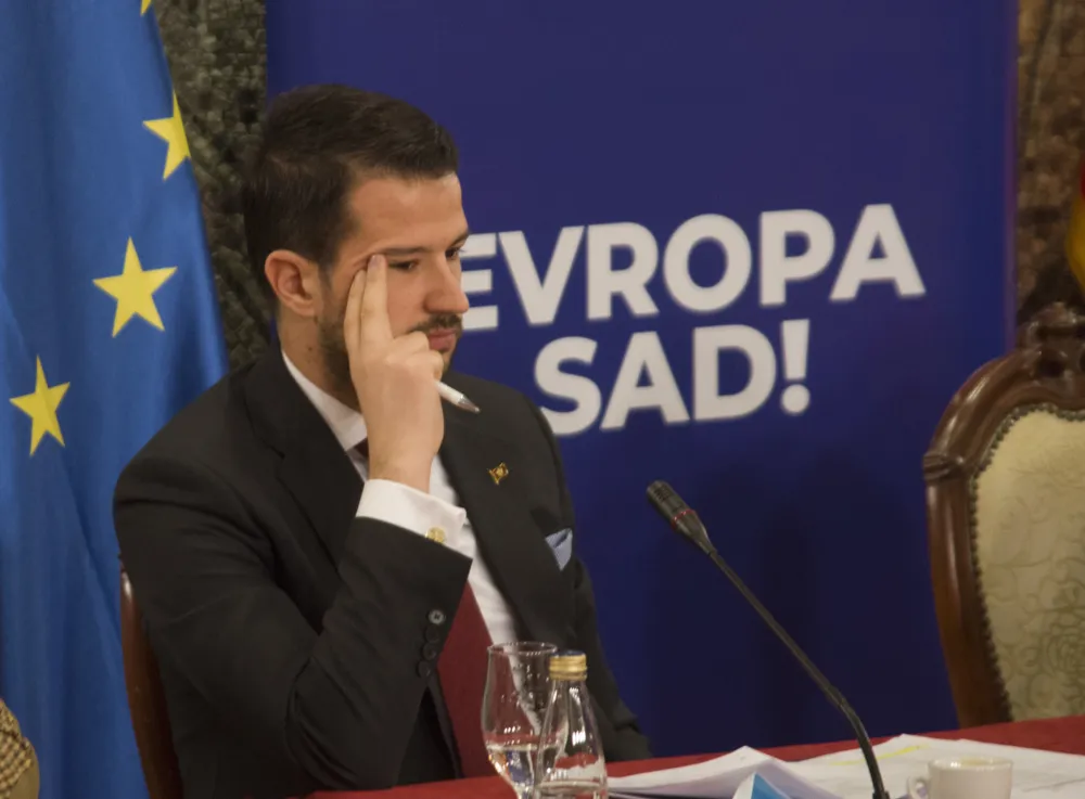 radni dorucak sa novinarima
