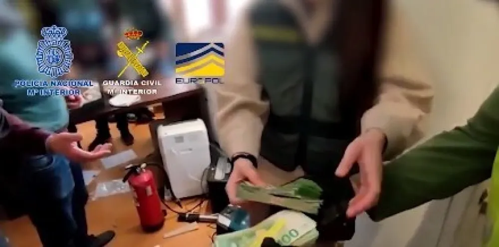 Polic&iacute;a Nacional