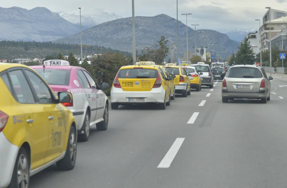 Protest taksista, taxi, taksi, taksisti, taksisiti protest