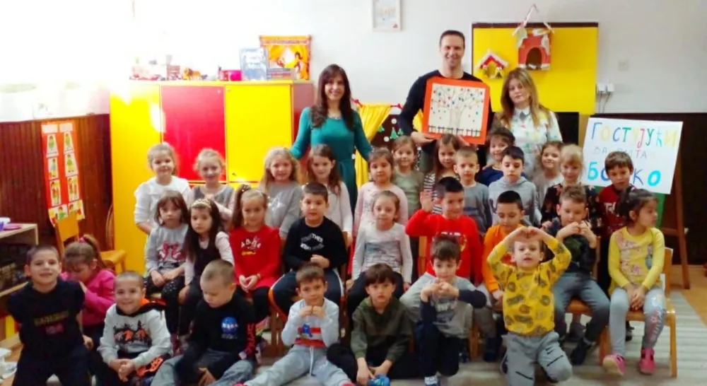 У вртићима "Драган Радуловић" и "Полетарац" обиљежена седмица најљепших прича