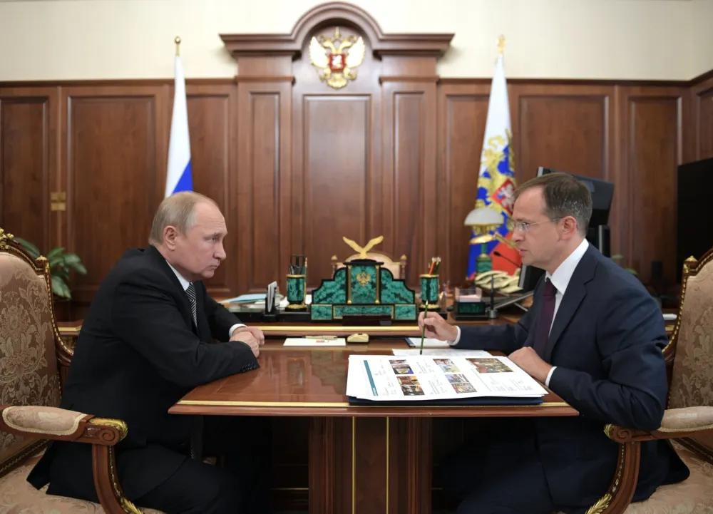 Путин и Медински (фото Твитер)