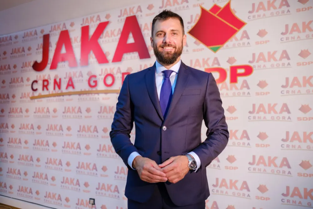 БОЈАН ЗЕКОВИЋ/ - SDP