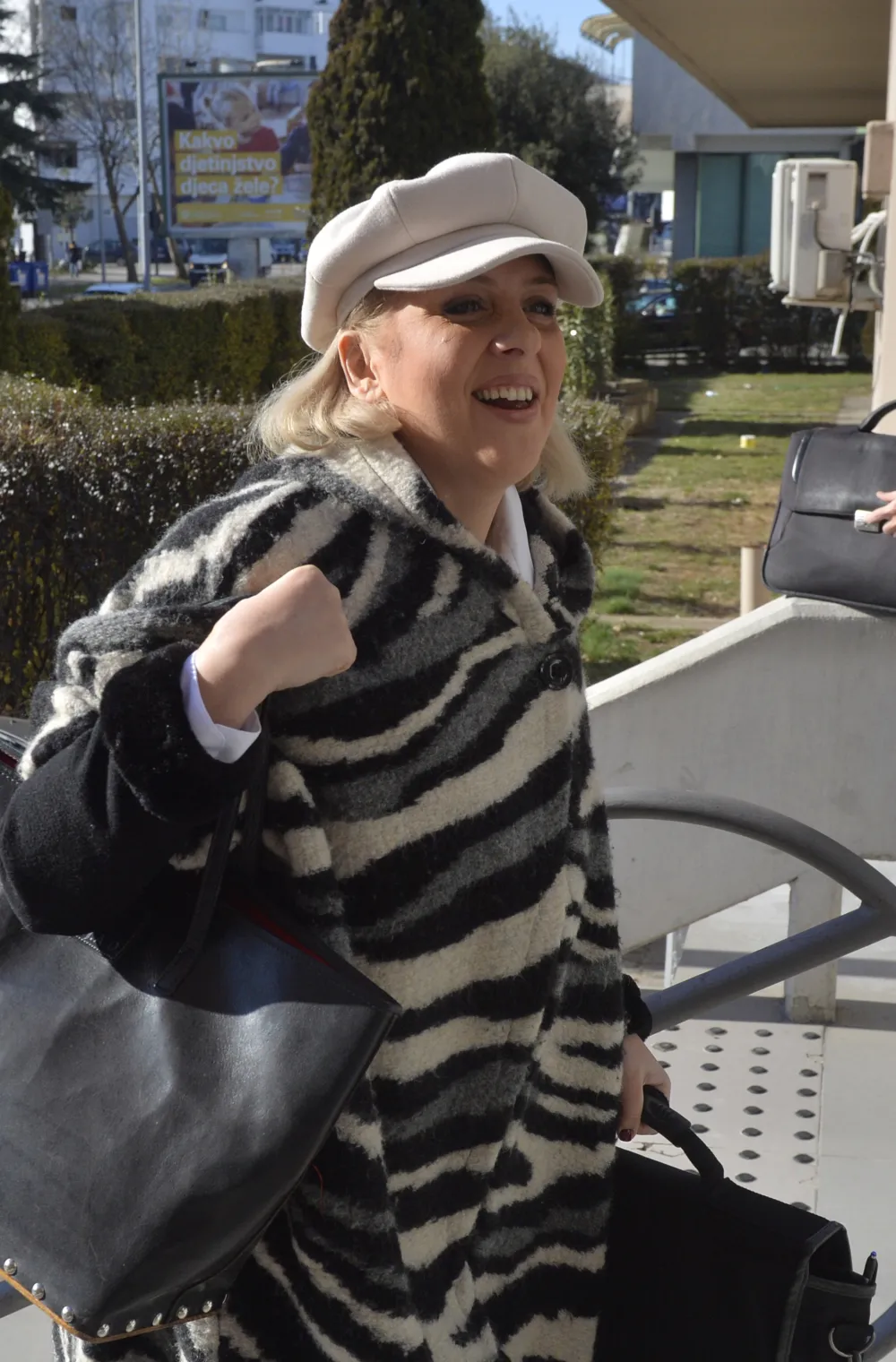 Biljana Knezevic, savjetnik direktora aerodroma cg, aerodromi cg, tuzba protiv imenovanja Petra Radulovica u ACG