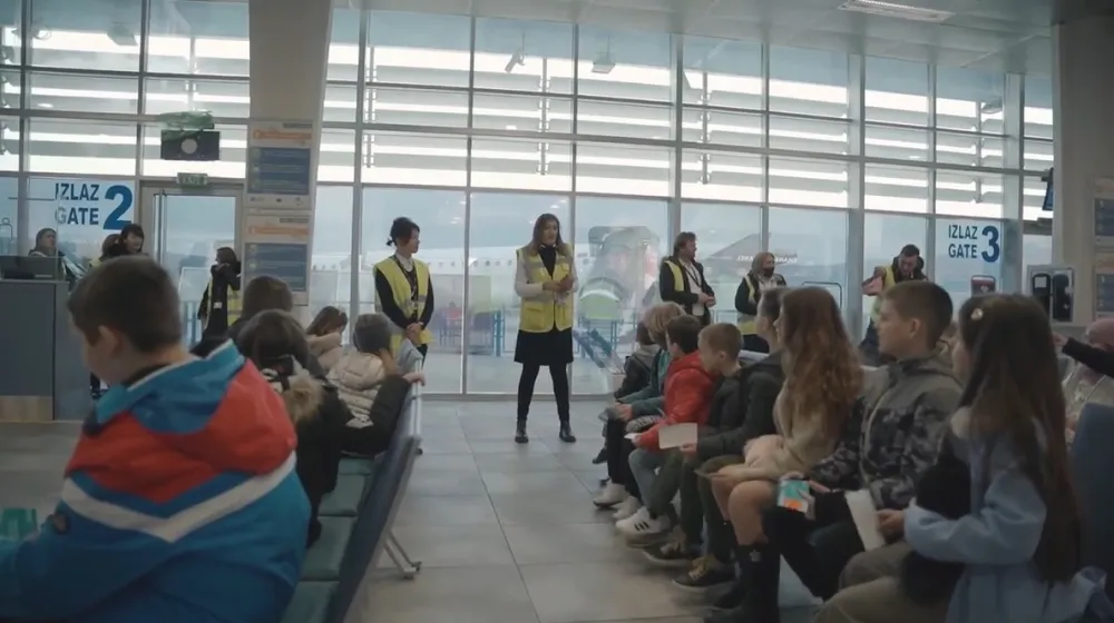 Најмлађи посјетиоци на Аеродрому Тиват