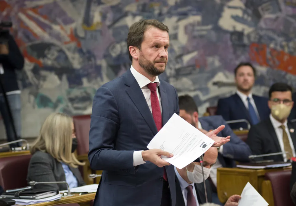Premijerski sat Zdravka Krivokapica