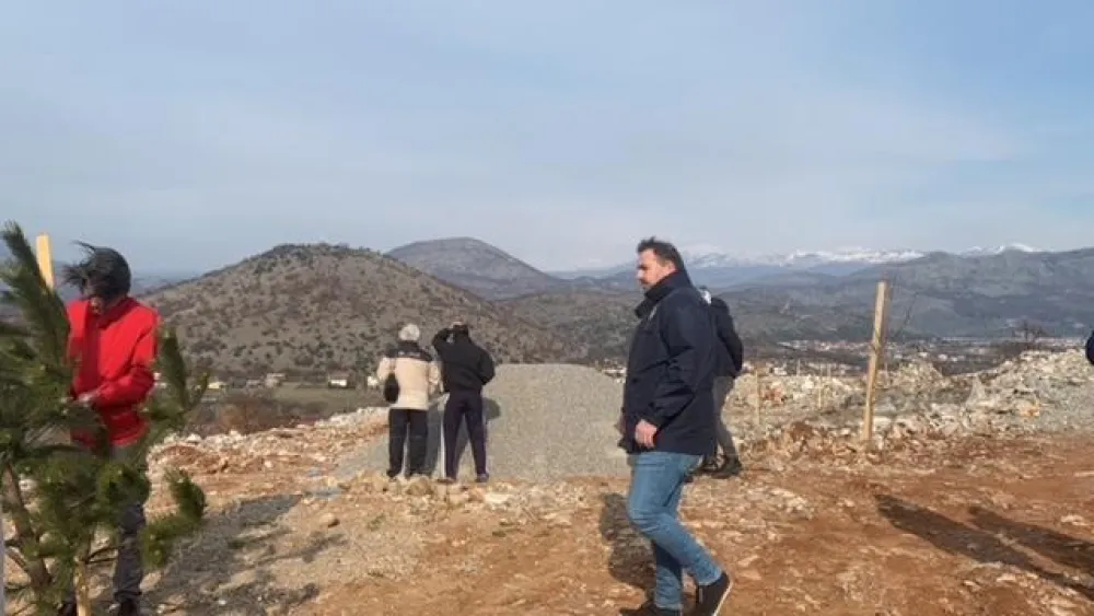 Наставља се узурпација земљишта на Малом брду, Пипери поручују: Држави дат комун који мора да чува