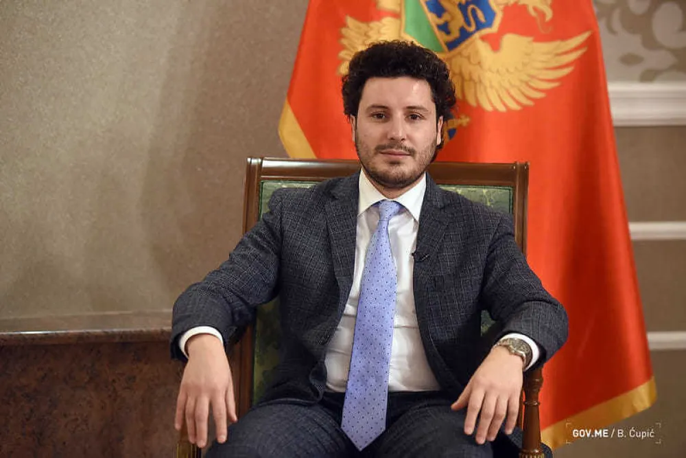 ДРИТАН АБАЗОВИЋ