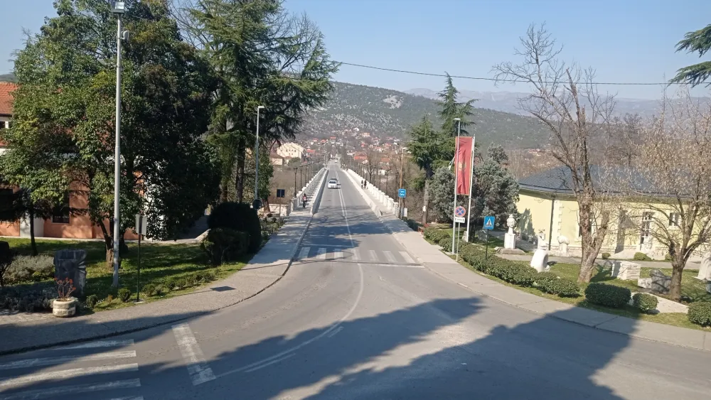 У Даниловграду све је стало само цијене расту
