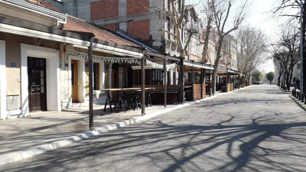 Комунална полиција контролише локале у центру: Пљуште казне због буке